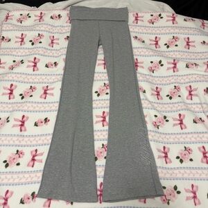 Victoria’s secret pink light gray flare bling glitter leggings size XS